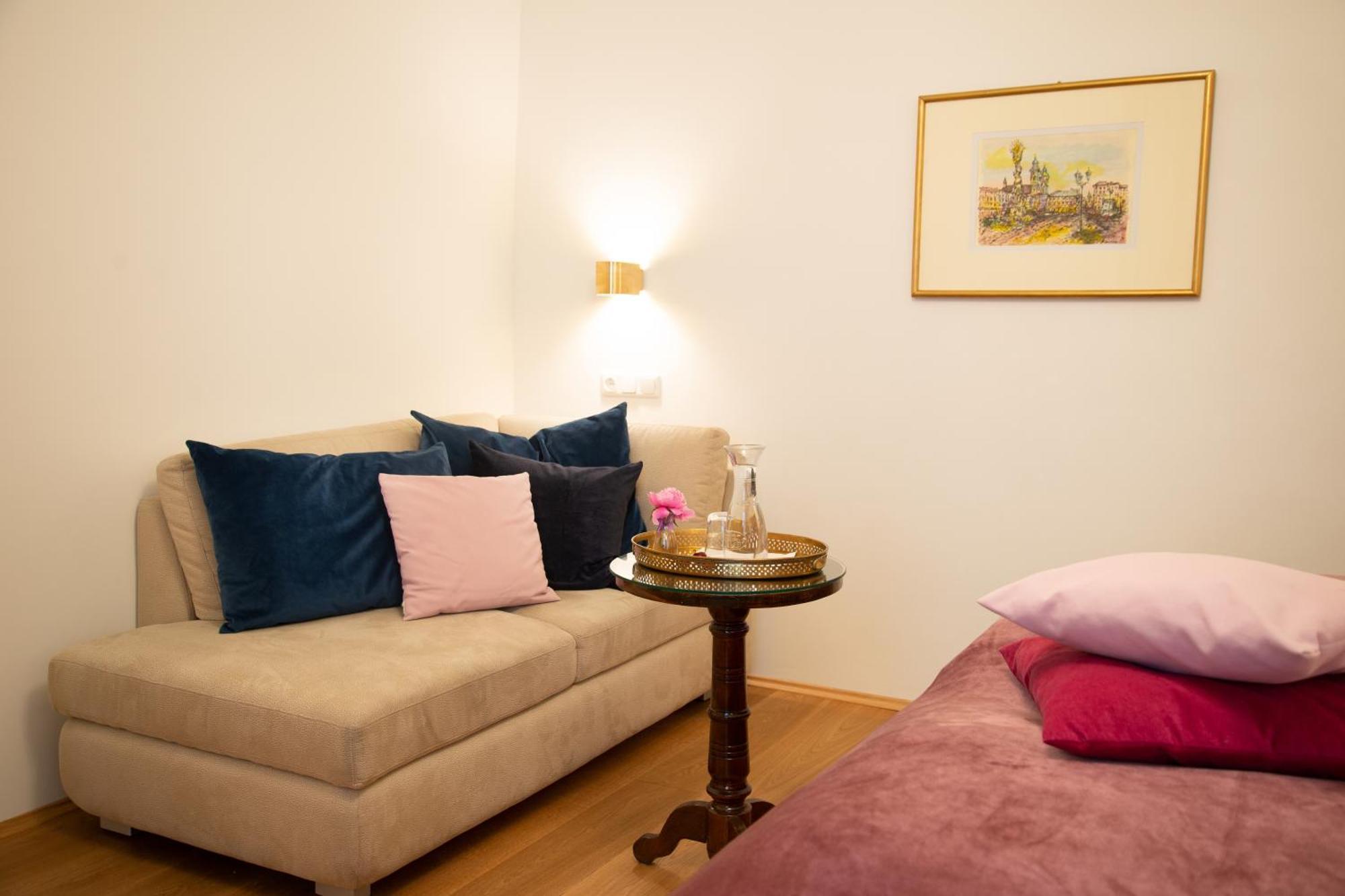 Austria Classic Hotel Wolfinger - Hauptplatz ลินซ์ ภายนอก รูปภาพ