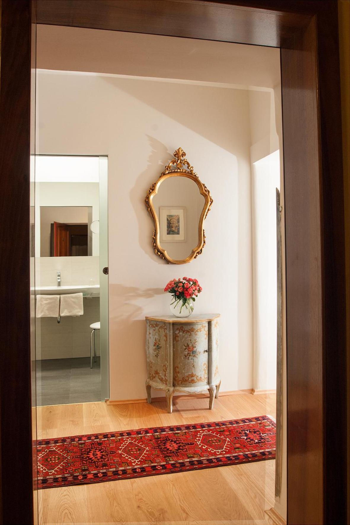 Austria Classic Hotel Wolfinger - Hauptplatz ลินซ์ ภายนอก รูปภาพ